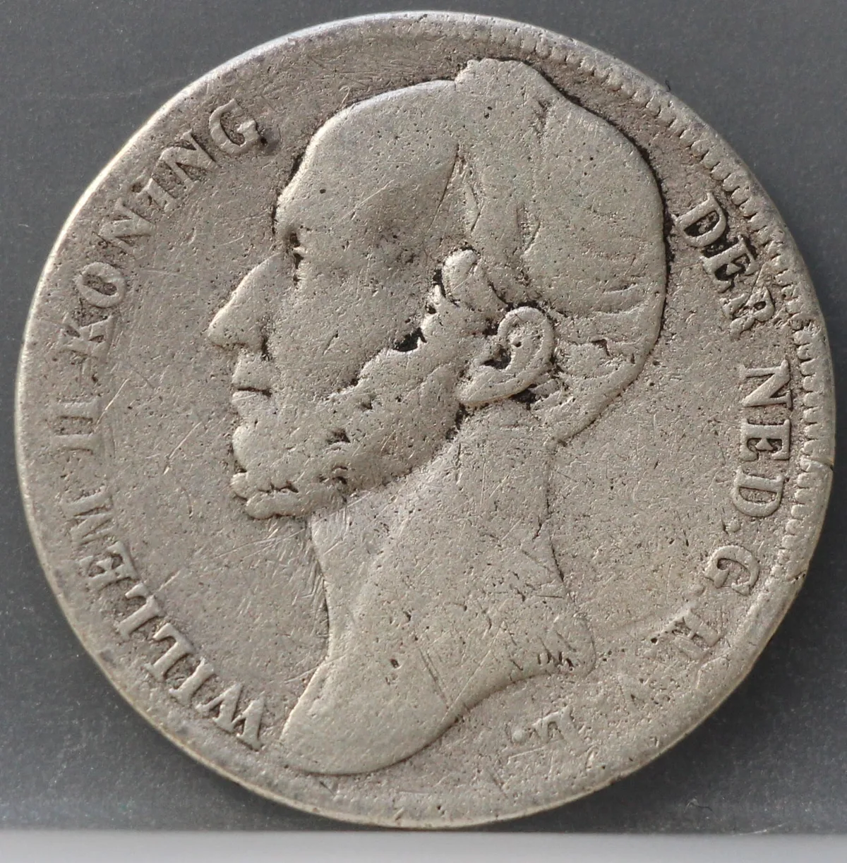 1 gulden 1843 - Willem 2 - schaars voorzijde