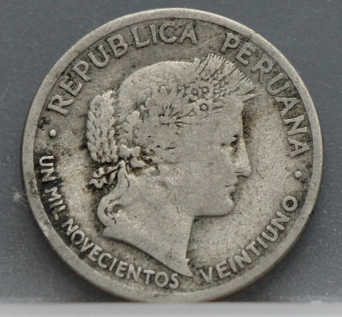 10 Centavos 1921 Peru voorzijde