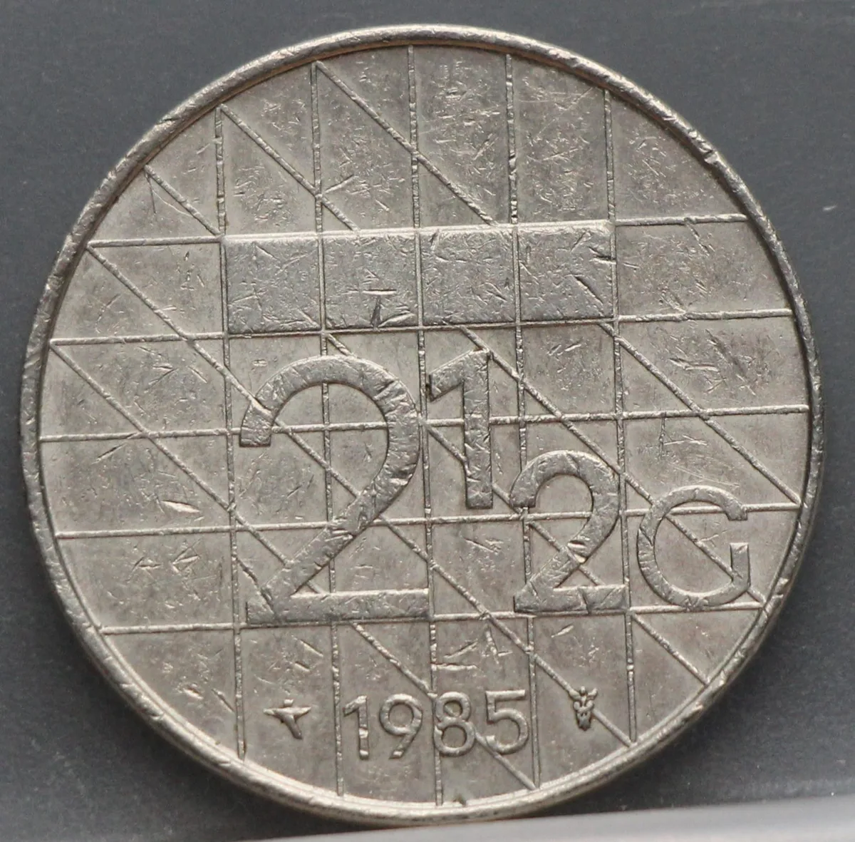 2 1/2 Gulden 1985 voorzijde