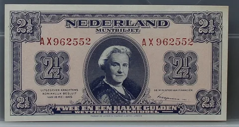 2½ Gulden 1945 — Wilhelmina NVMH 15-1B
