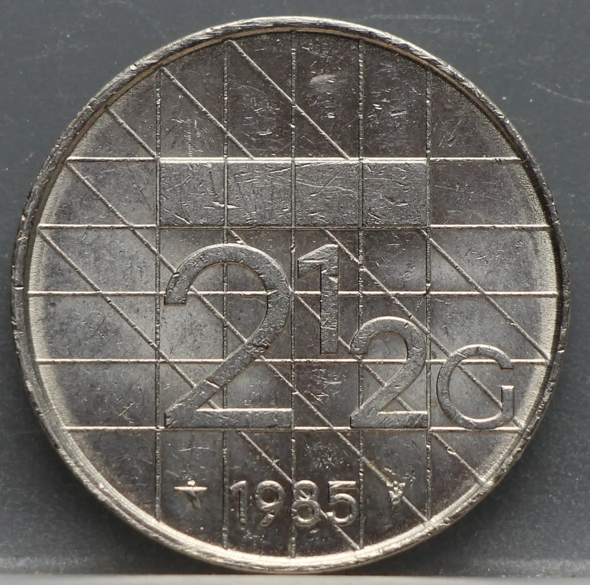 2½ Gulden 1985 — Rijksdaalder voorzijde, Nikkel
