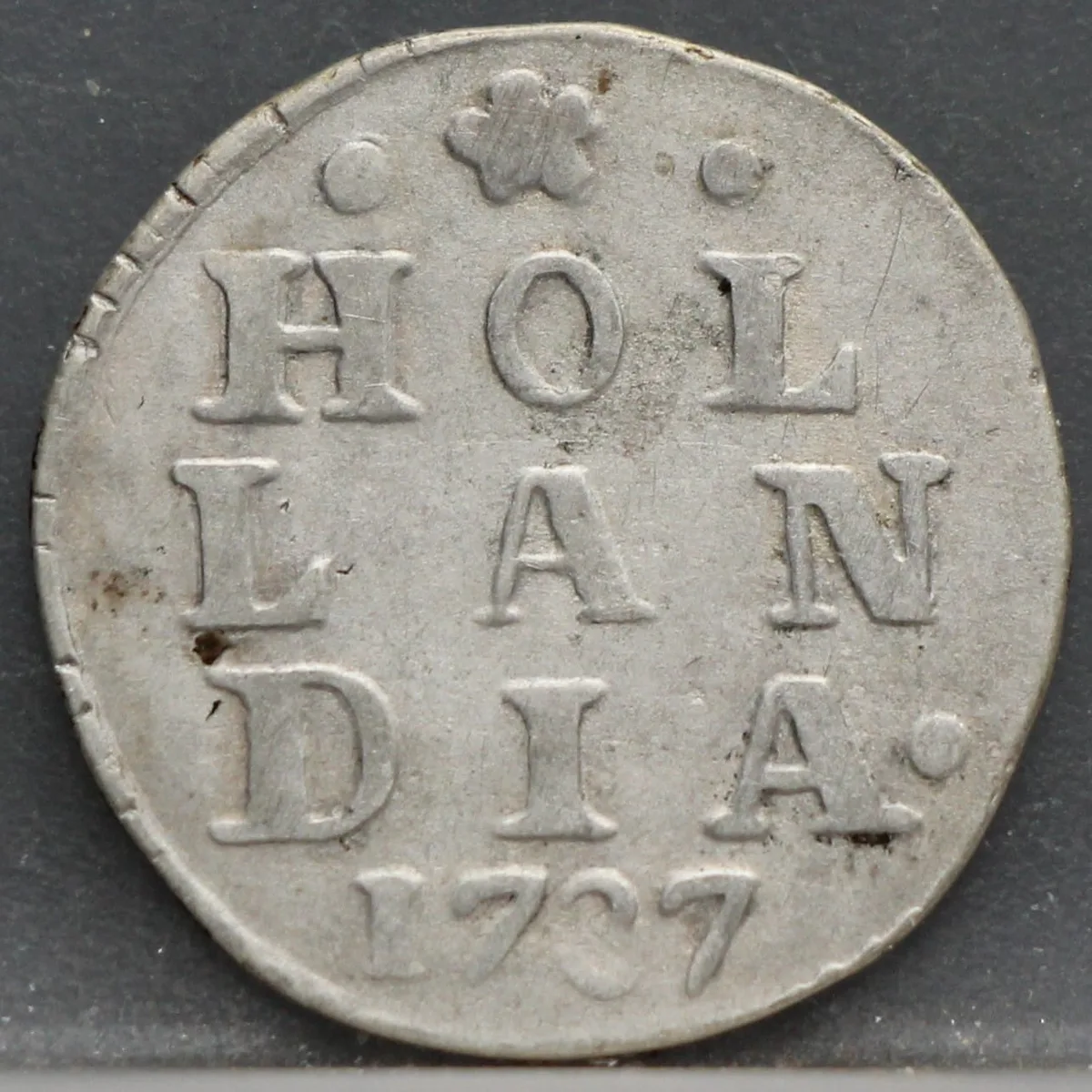 2 Stuiver 1737 Holland — Dubbele Wapenstuiver voorzijde