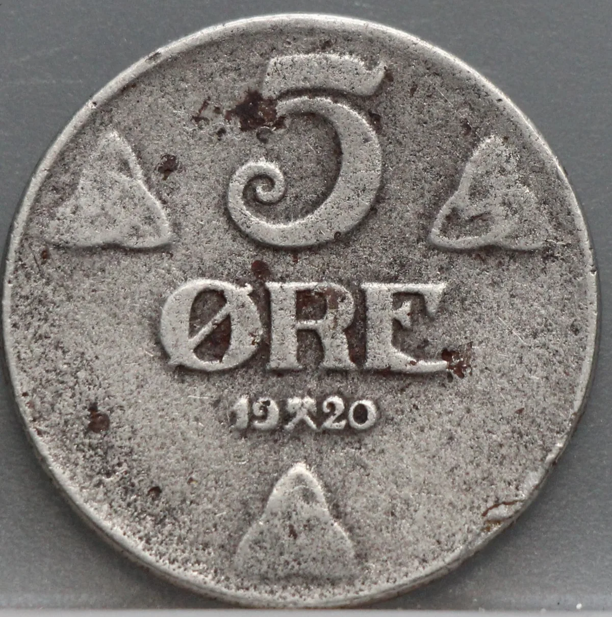 5 Øre 1920 Noorwegen — IJzer voorzijde