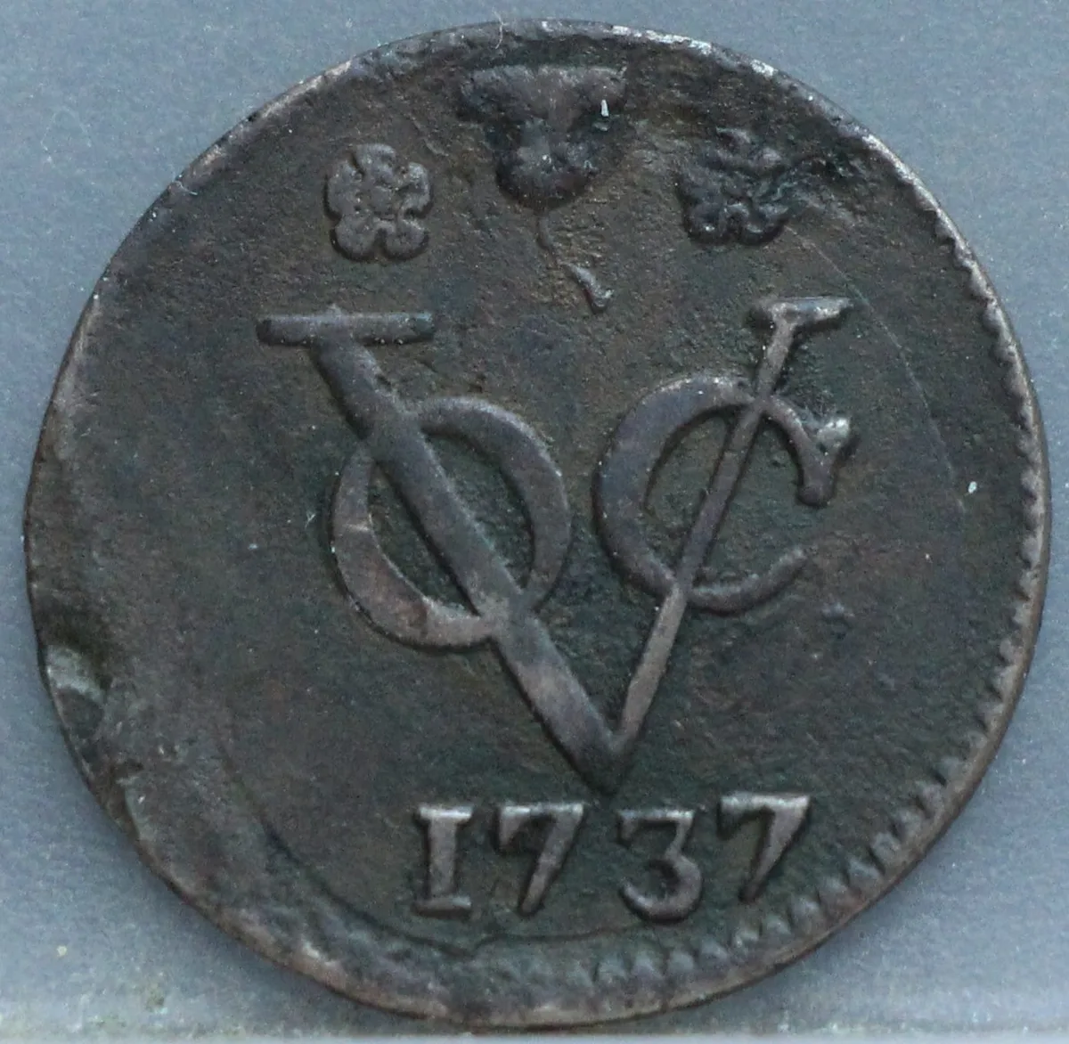 Duit 1737 West Friesland VOC voorzijde
