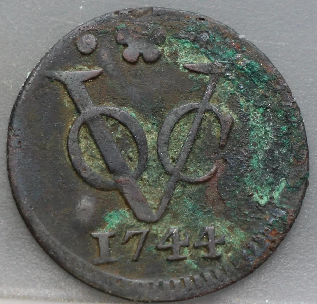 Duit 1744 Holland VOC — Koper voorzijde