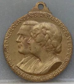 Penning 1938 — Huwelijk Prinses Juliana en Prins Bernhard voorzijde, brons