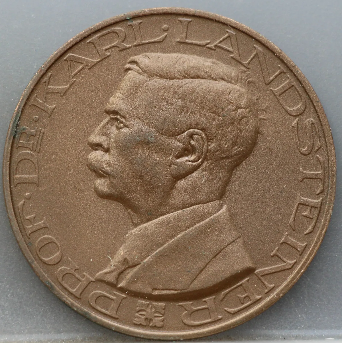 Penning Karl Landsteiner — Rode Kruis Donorerkenning voorzijde, Brons