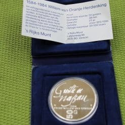 Alternative view of 50 Gulden 1984 Willem van Oranje - Proof